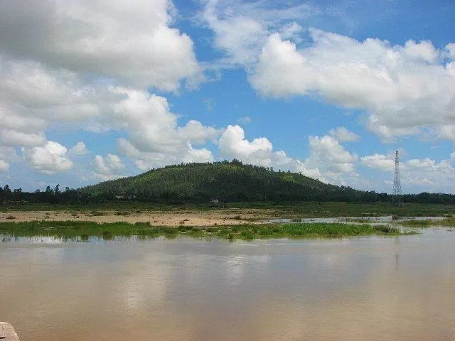 Núi An - sông Trà là biểu tượng của Quảng Ngãi