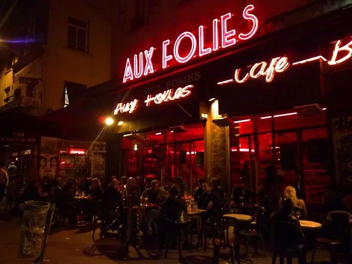 Quán Aux Folies cafe...(ảnh: internet)