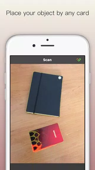 Chỉ cần chụp bức ảnh vật thể cùng chiếc thẻ tín dụng bên cạnh (nguồn itunes.apple.com)
