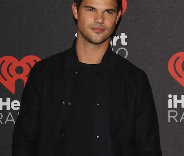 taylor lautner