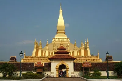 That Luang, biểu tượng quốc gia Lào ( Ảnh internet)