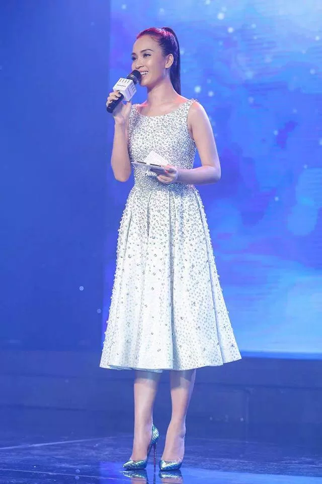 MC Ái Phương