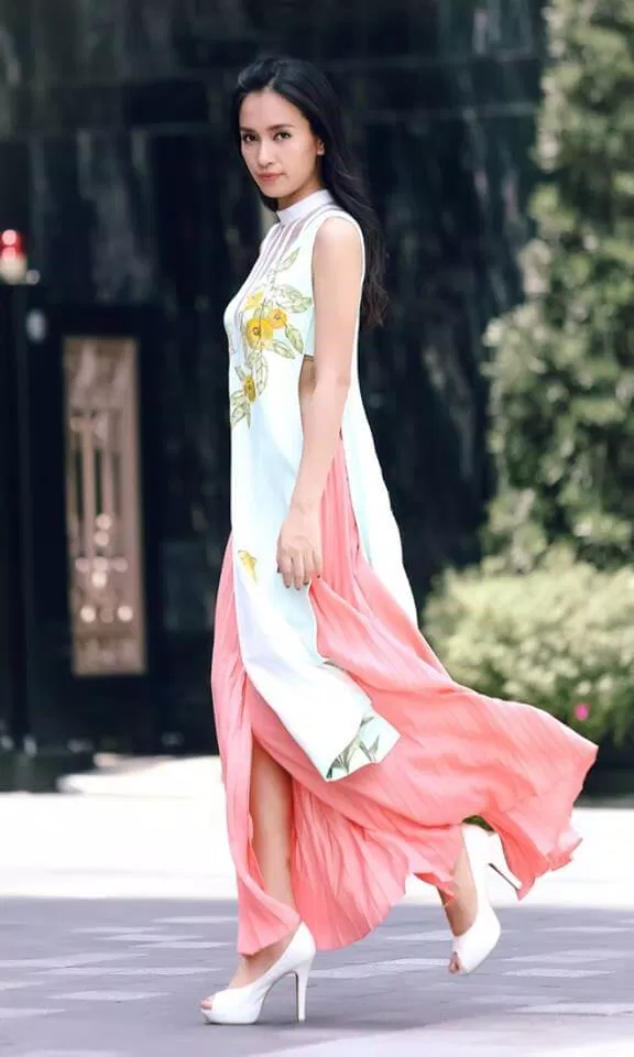 Siêu mẫu Ái Phương