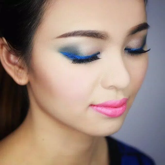 Cobalt eyeliner