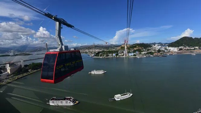hạ long park