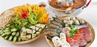 Lẩu mắm như một bản nhạc với đủ thể loại, nào tôm, cá, cua,mực...đến hàng loạt loại rau...Ảnh: internet