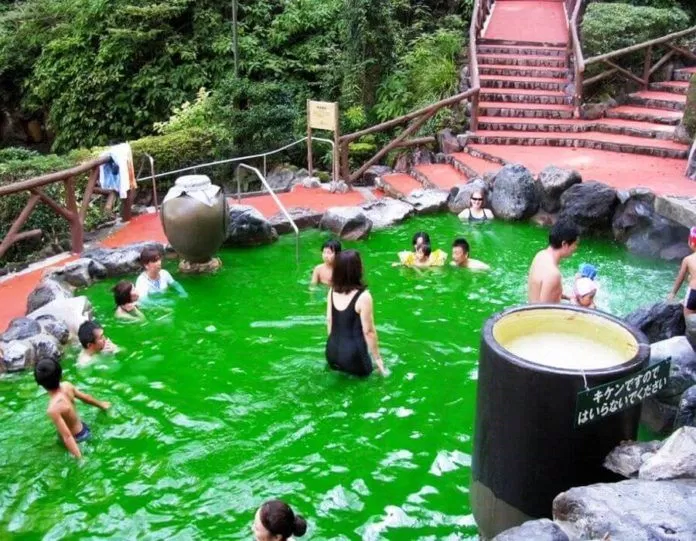 Tắm Onsen ở Nhật Bản