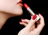 12 món cần có trong bộ trang điểm cơ bản cho người mới bắt đầu - Kiến thức mới 2024 32 son moi hot he 2016
