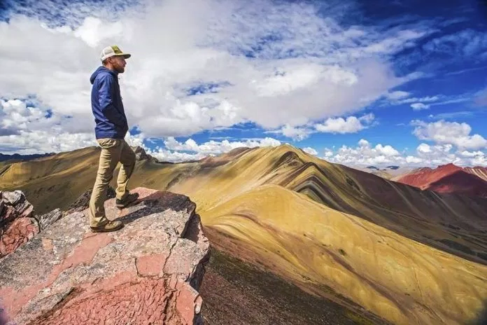 Ngọn núi cầu vồng Vinicunca ở Peru