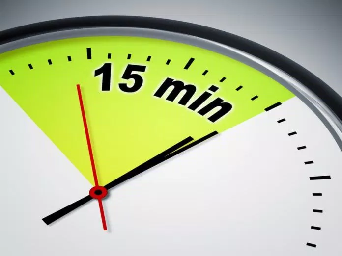 Các bạn chỉ nên lưu lại mặt nạ trên da khoảng 15 phút. (ảnh: internet)