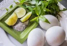 hột vịt lộn