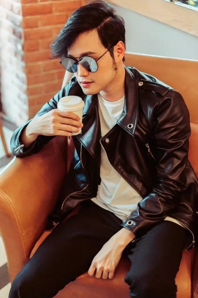 Ca sĩ Quang Vinh