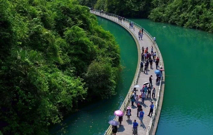 cầu trên sông