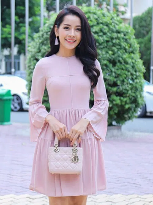 Chi Pu làm MC The Voice Kids 2016