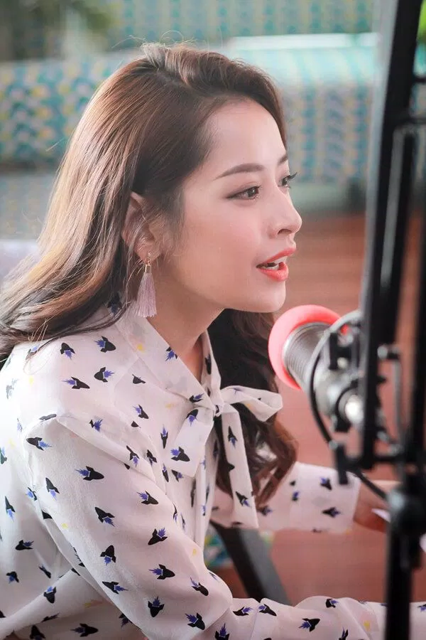 Chi Pu trong buổi phỏng vấn (ảnh: internet)