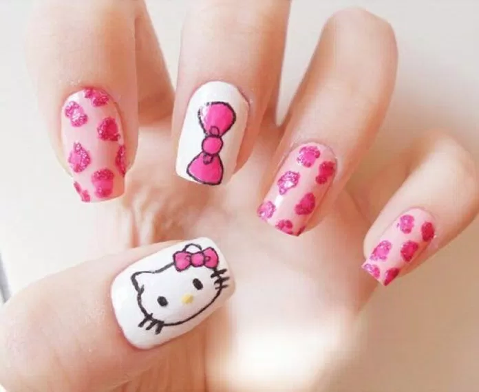 Mèo Kitty hồng ngọt ngào (ảnh: internet)