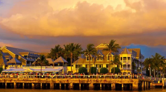 Hoàng hôn biển Key West