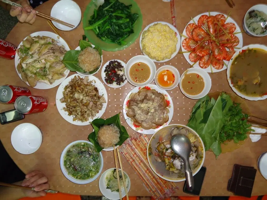 Nem nắm trong mâm cơm người Việt