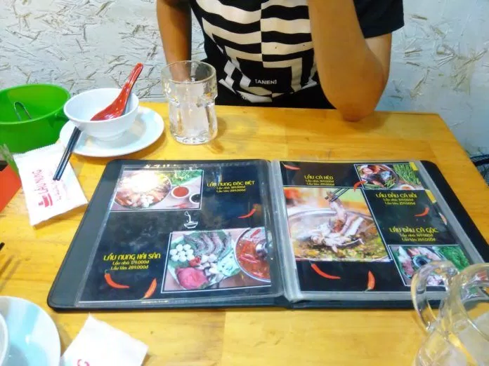 Menu rất nhiều món (ảnh: Hupi tóc xù)