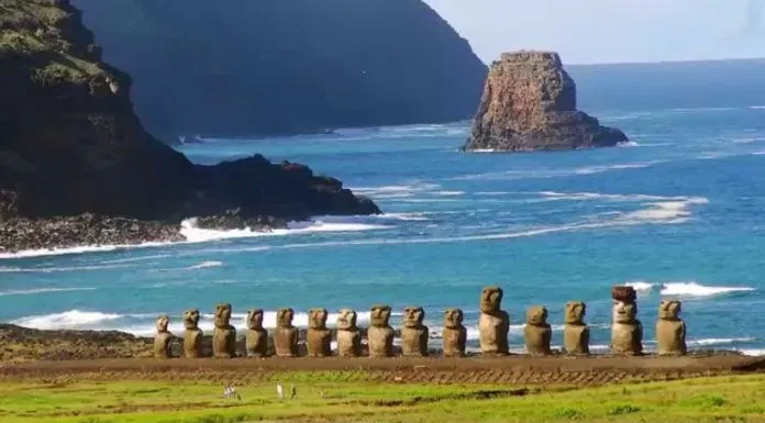 Đảo Phục Sinh Rapanui, Chile