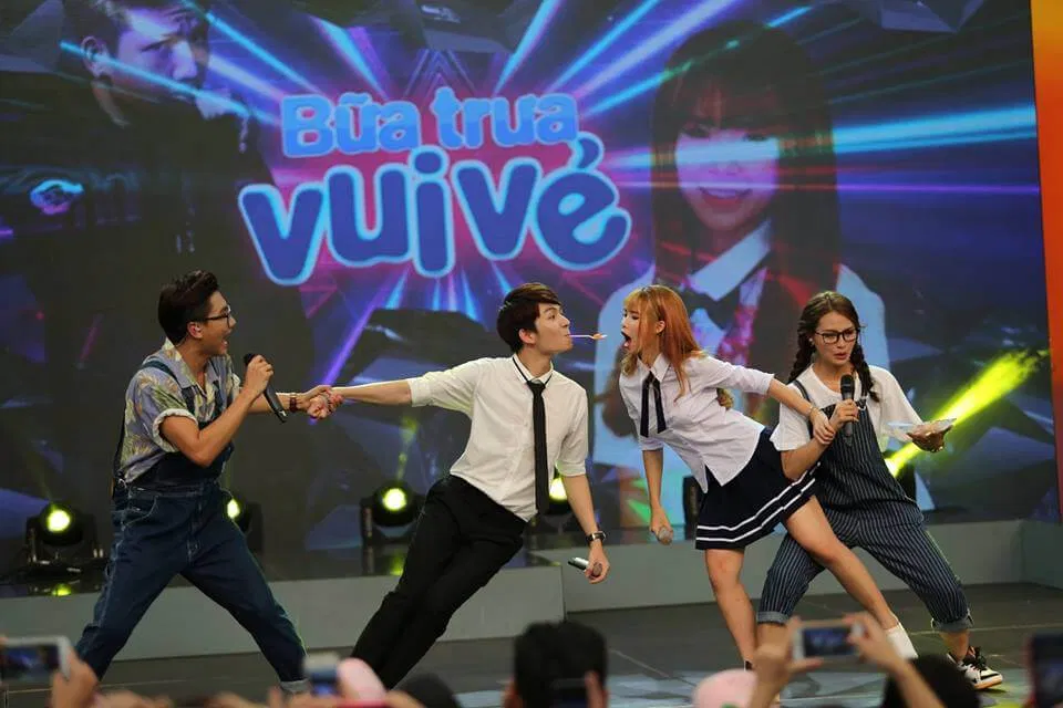 Khởi My và Kelvin Khánh tham gia thử thách (ảnh: internet)