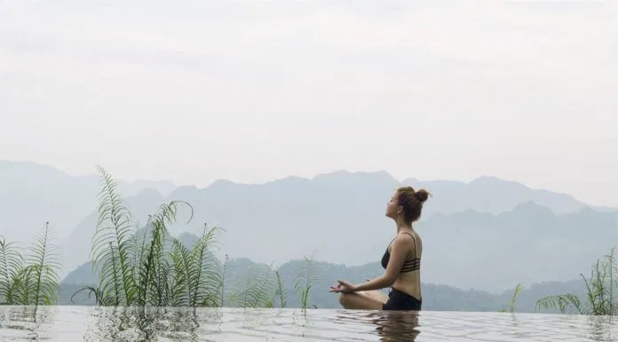 Nhà sàn tập thể đậm nét văn hóa dân tộc nhưng cũng không kém phần tiện nghi cho những nhóm bạn (Ảnh internet)