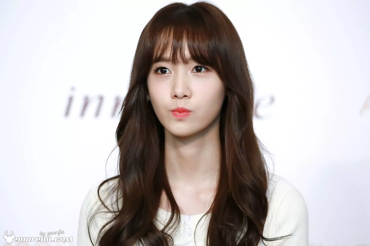 Krystal từng được cho là em gái của Yoona SNSD (ảnh: internet)