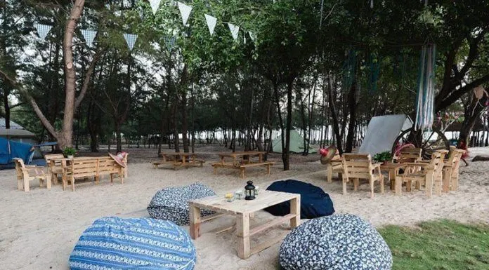 Zenna Pool Camp