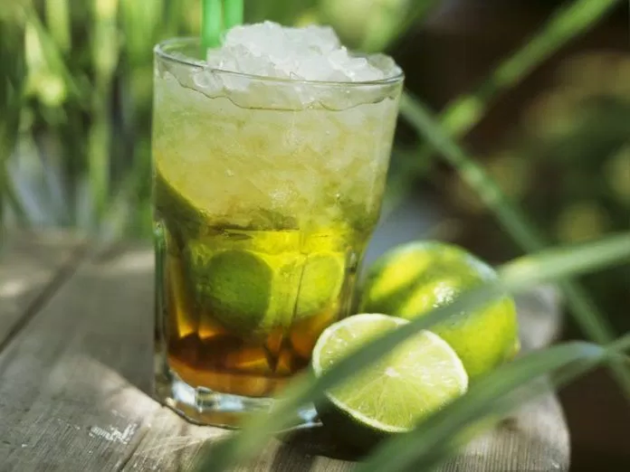 caipirinha cocktail brazil
