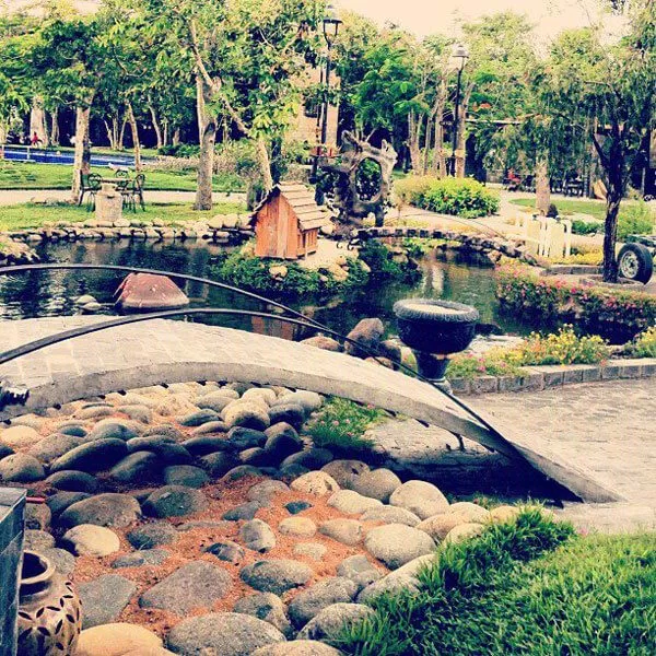 Long Island: Khu chụp ảnh cực Tây gây sốt ở Sài Gòn