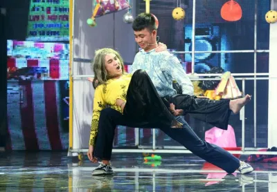 Cười Xuyên Việt