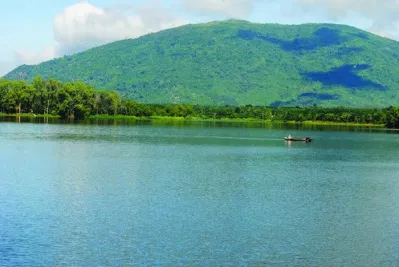 Núi Chứa Chan