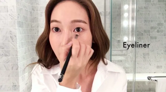 eyeliner