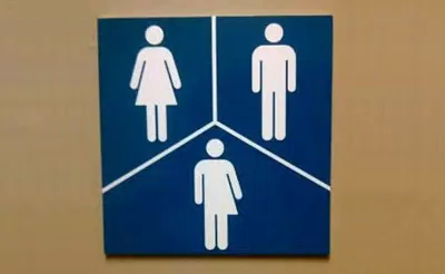 nhà vệ sinh dành cho người chuyển giới