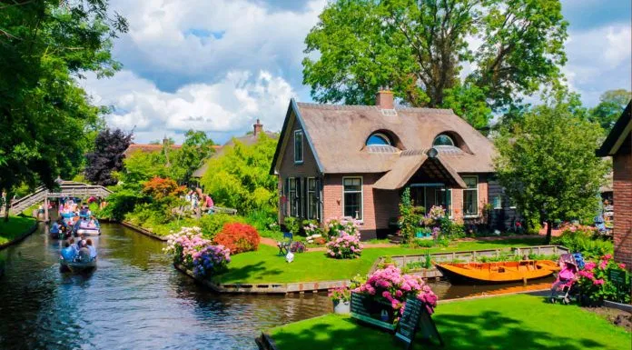 Làng Giethoorn