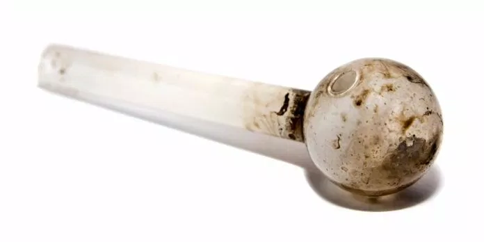 ống hút cần sa