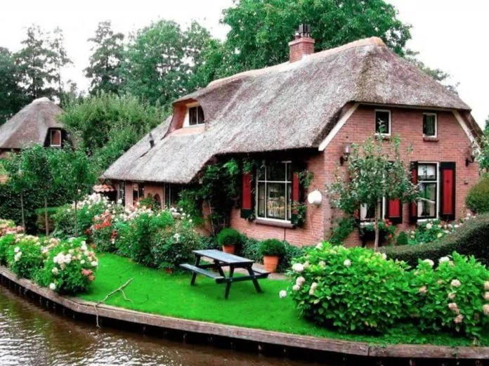 Làng Giethoorn