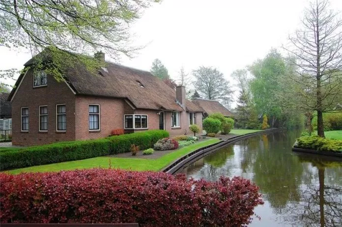 Làng Giethoorn