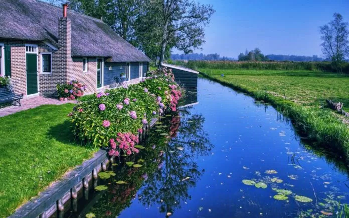 Làng Giethoorn