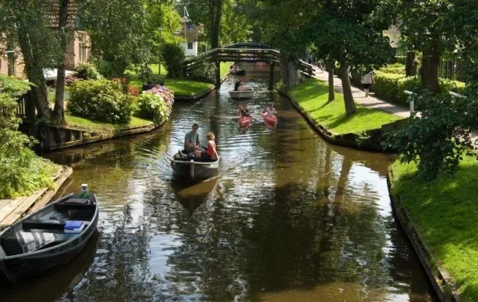 Làng Giethoorn