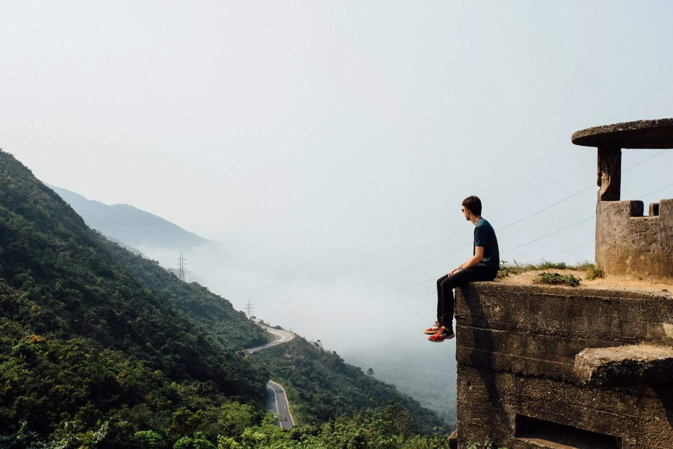 Ngồi ngắm cảnh