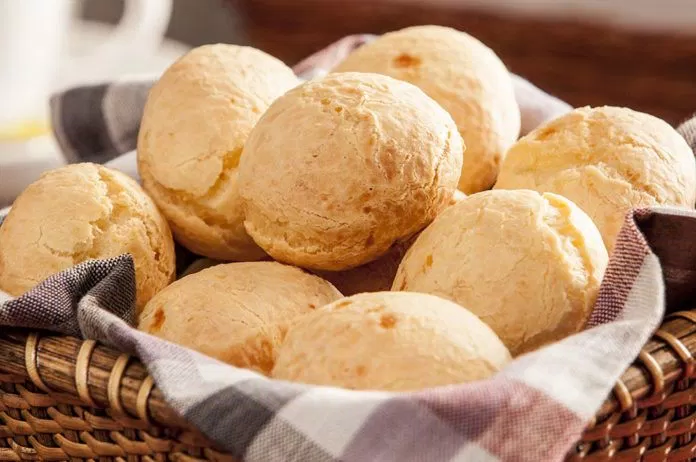 pao queijo bread