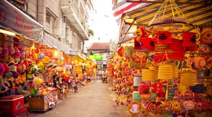Phố lồng đén