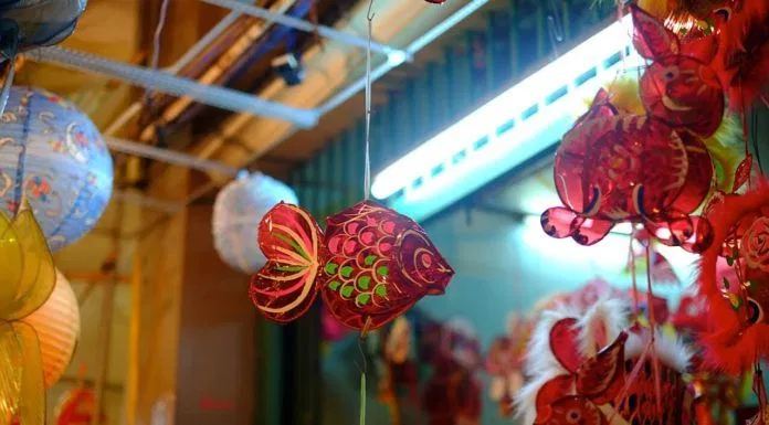 Phố lồng đén