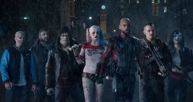 đánh giá suicide squad 2