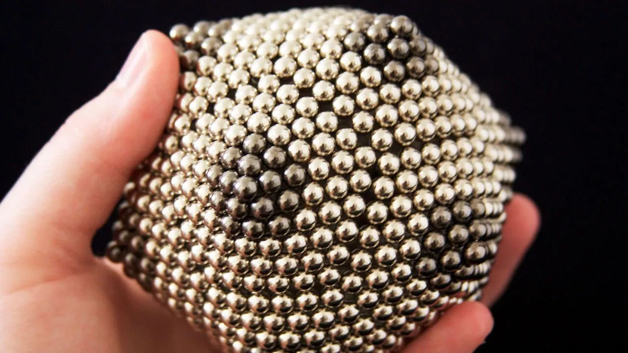 nam châm buckyballs