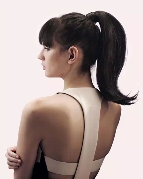 Buộc tóc gọn gàng