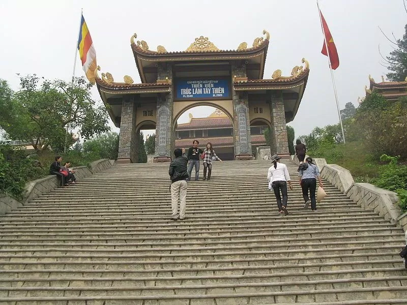 Cổng Tam Quan (Nguồn Internet)