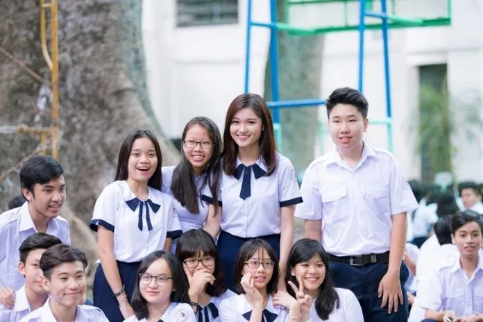 đồng phục Việt nam