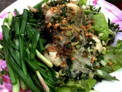 Ruột cá và hành